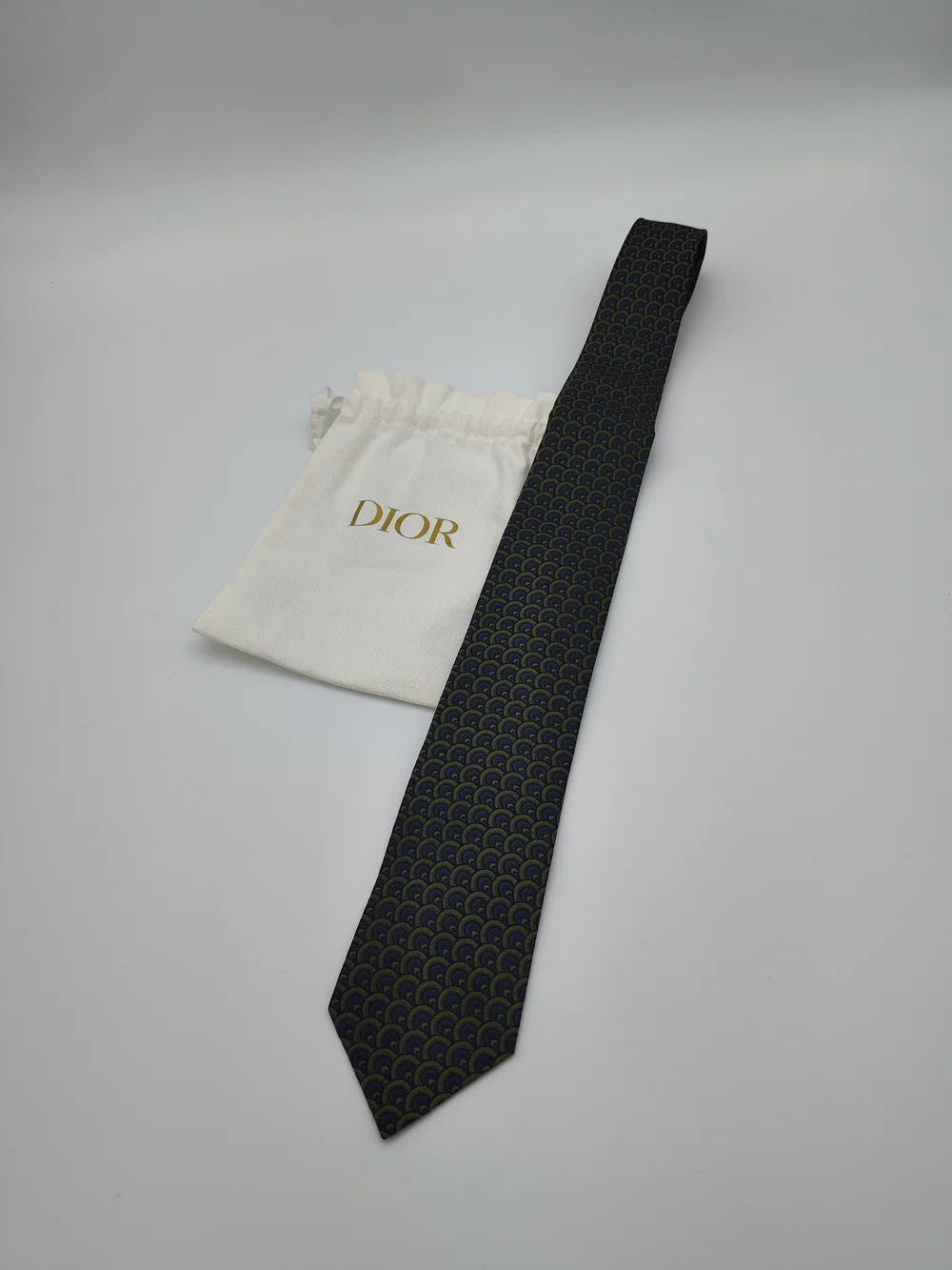 Vintage CHRISTIAN DIOR Cravates Paris Silk Tie Navy Green Geometric 53